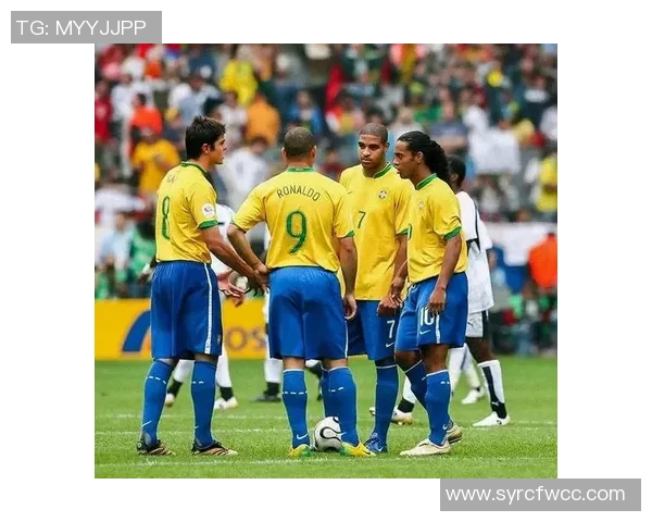 回顾那些令人难忘的足球明星男士们的辉煌瞬间与传奇故事